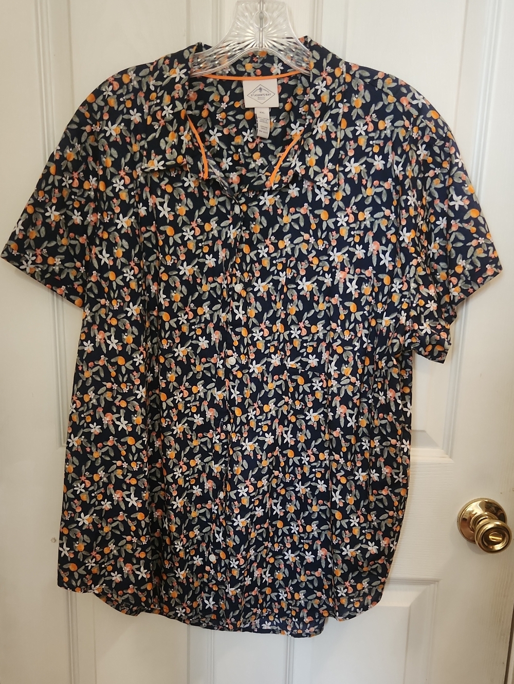 St. John's Bay Navy Short-Sleeve Floral Button-Up Shirt NWOT